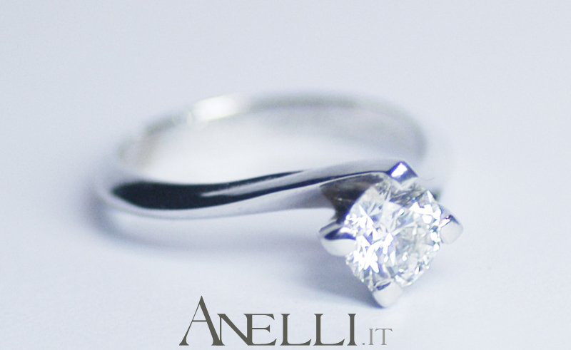 anello-solitario-0-70-carati-f-vs1-6