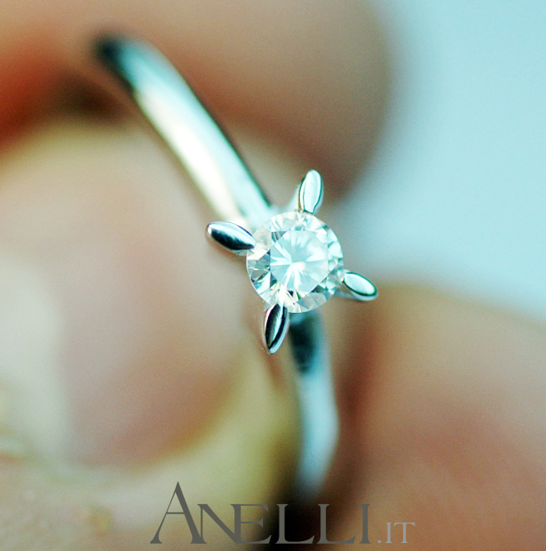 anello-solitario-016-carati-10