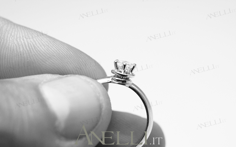 anello-solitario-con-diamante-di-0-32-f-vs1-9