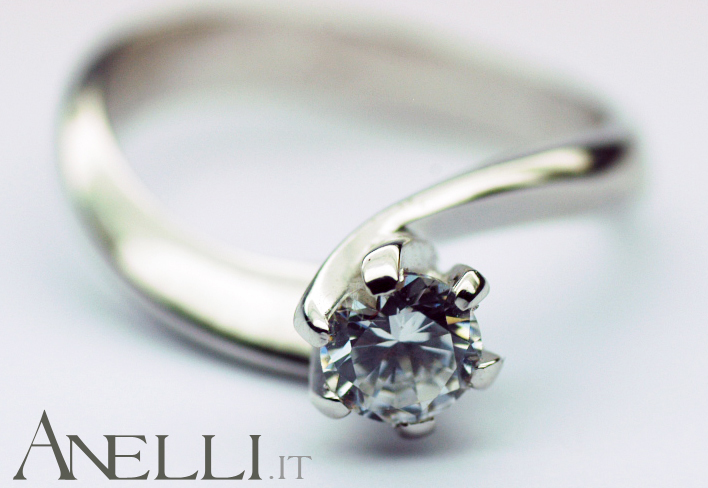anello-solitario-con-diamante-di-mezzo-carato-8