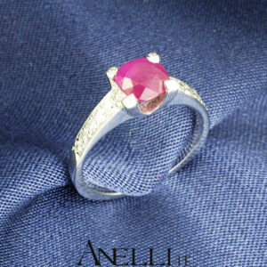 anello-solitario-con-rubino-e-diamanti-1