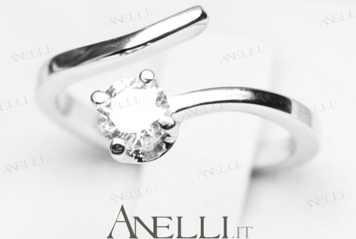 anello-solitario-serpente-0-38-ct-f-vs1