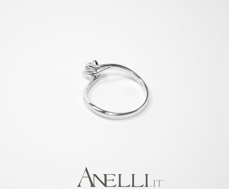 anello-solitario-valentino-0-16-carati-5