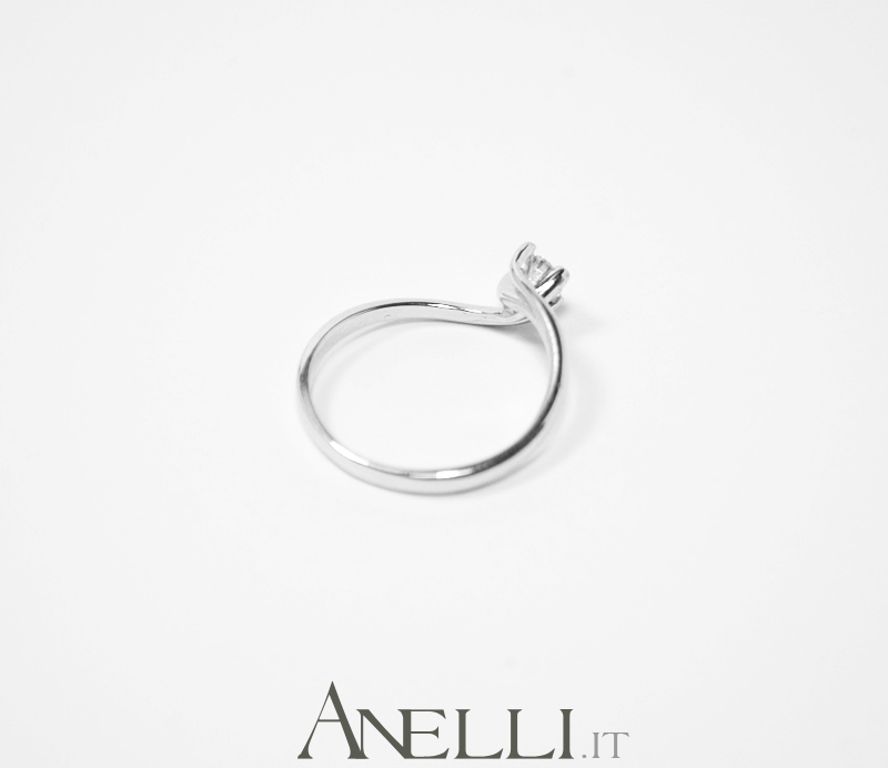 anello-solitario-valentino-0-16-carati-6
