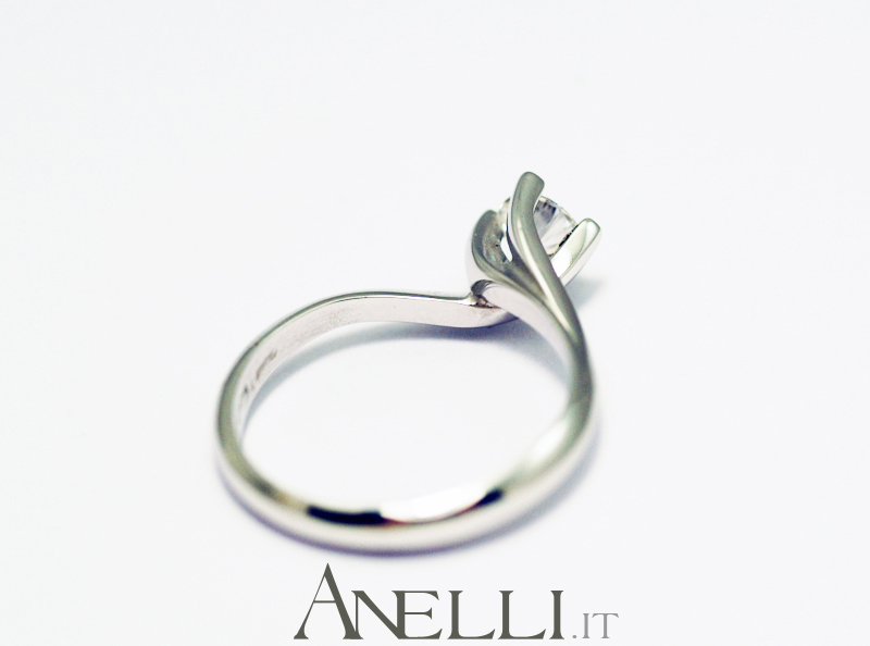 anello-solitario-valentino-0-45-carati-f-vs1-15
