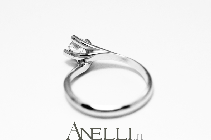 anello-solitario-valentino-0-45-carati-g-color-vs1-6