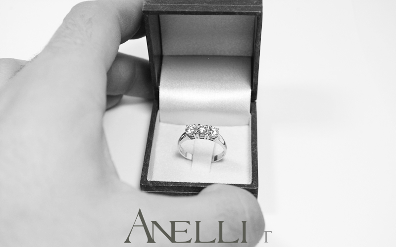 anello-trilogy-0-54-carati-colore-f-purezza-vvs1-11