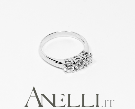anello-trilogy-0-54-carati-colore-f-purezza-vvs1-2