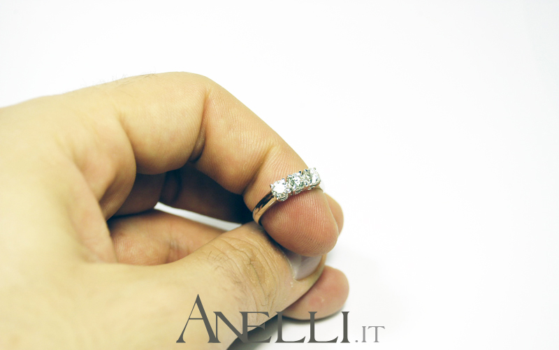 anello-trilogy-0-54-carati-colore-f-purezza-vvs1-5