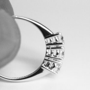 anello-trilogy-0-54-carati-g-vs1-1