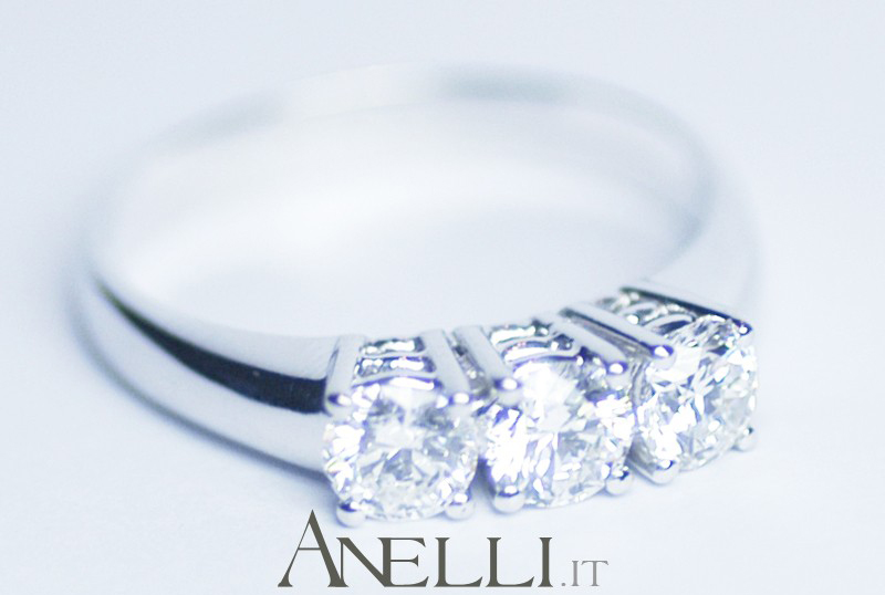 anello-trilogy-0-54-carati-g-vs1-4