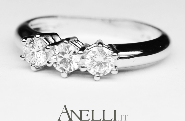anello-trilogy-0-75-carati-diamanti-colore-d-purezza-if