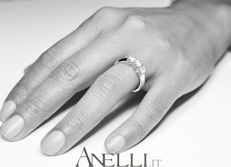 anello-trilogy-0-75-ct-colore-e-purezza-vvs1-8