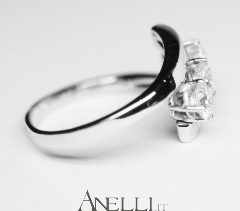 anello-trilogy-0-90-carati-g-vs1-10