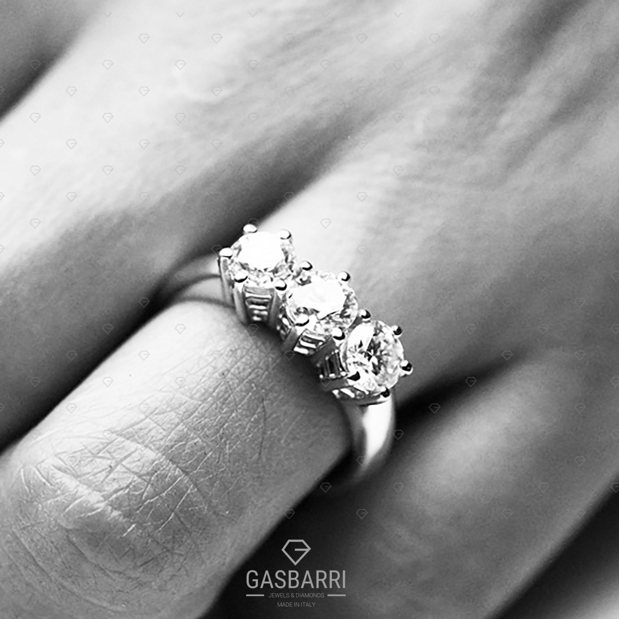 anello-trilogy-1-35-carati-colore-g-purezza-vs1-4
