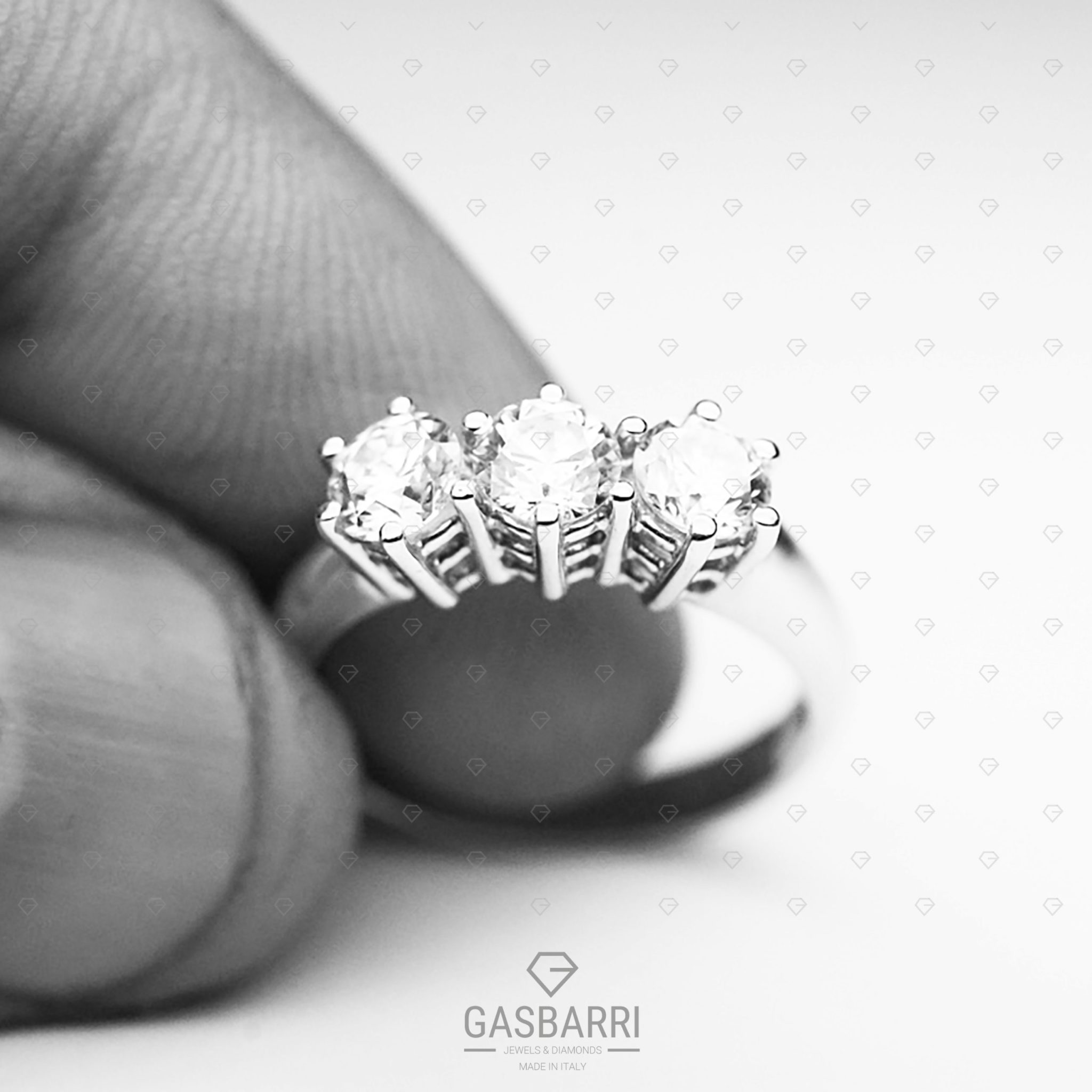 anello-trilogy-1-35-carati-colore-g-purezza-vs1-8