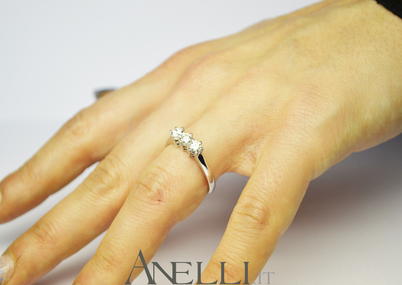 anello-trilogy-classico-0-60-ct-d-if-2