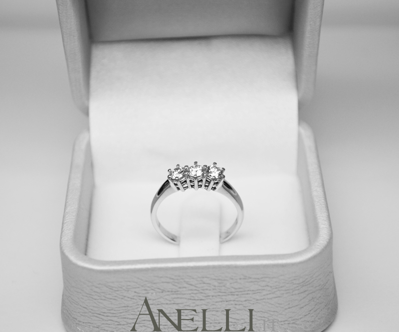 anello-trilogy-classico-0-60-ct-d-if-4