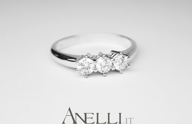 anello-trilogy-classico-0-60-ct-d-if-9
