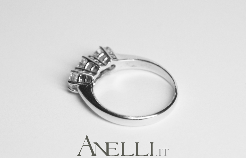 anello-trilogy-classico-0-75-carati-f-vs1-6