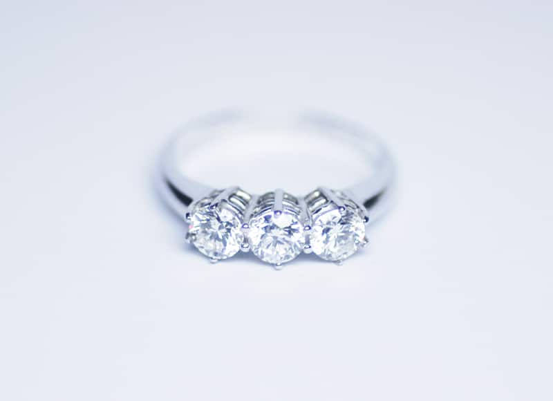 anello-trilogy-classico-084-carati-f-vs1
