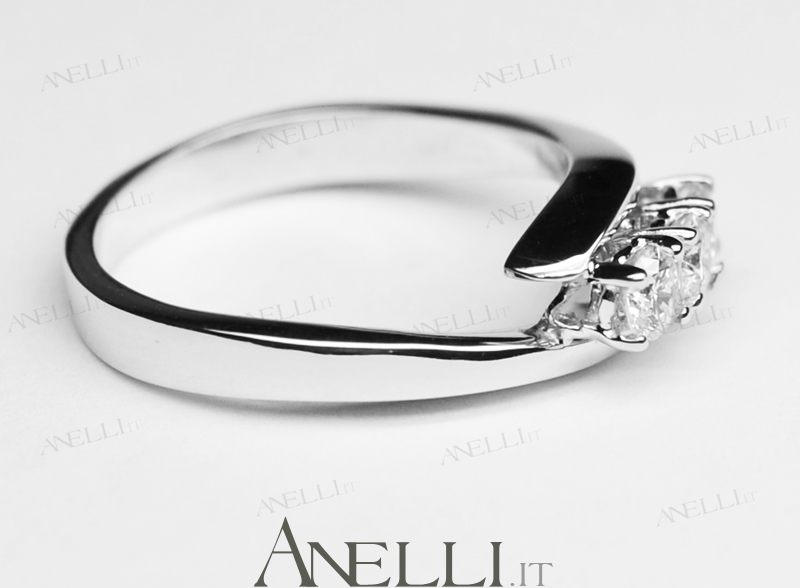anello-trilogy-con-diamanti-1