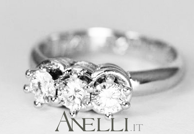 anello-trilogy-elegante-0-75-carati-f-vvs1-1_1
