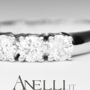 anello-trilogy-mezzo-carato-0-51-f-vvs1-2
