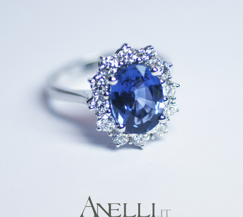 anello_con_zaffiro_naturale_di_5_carati-2