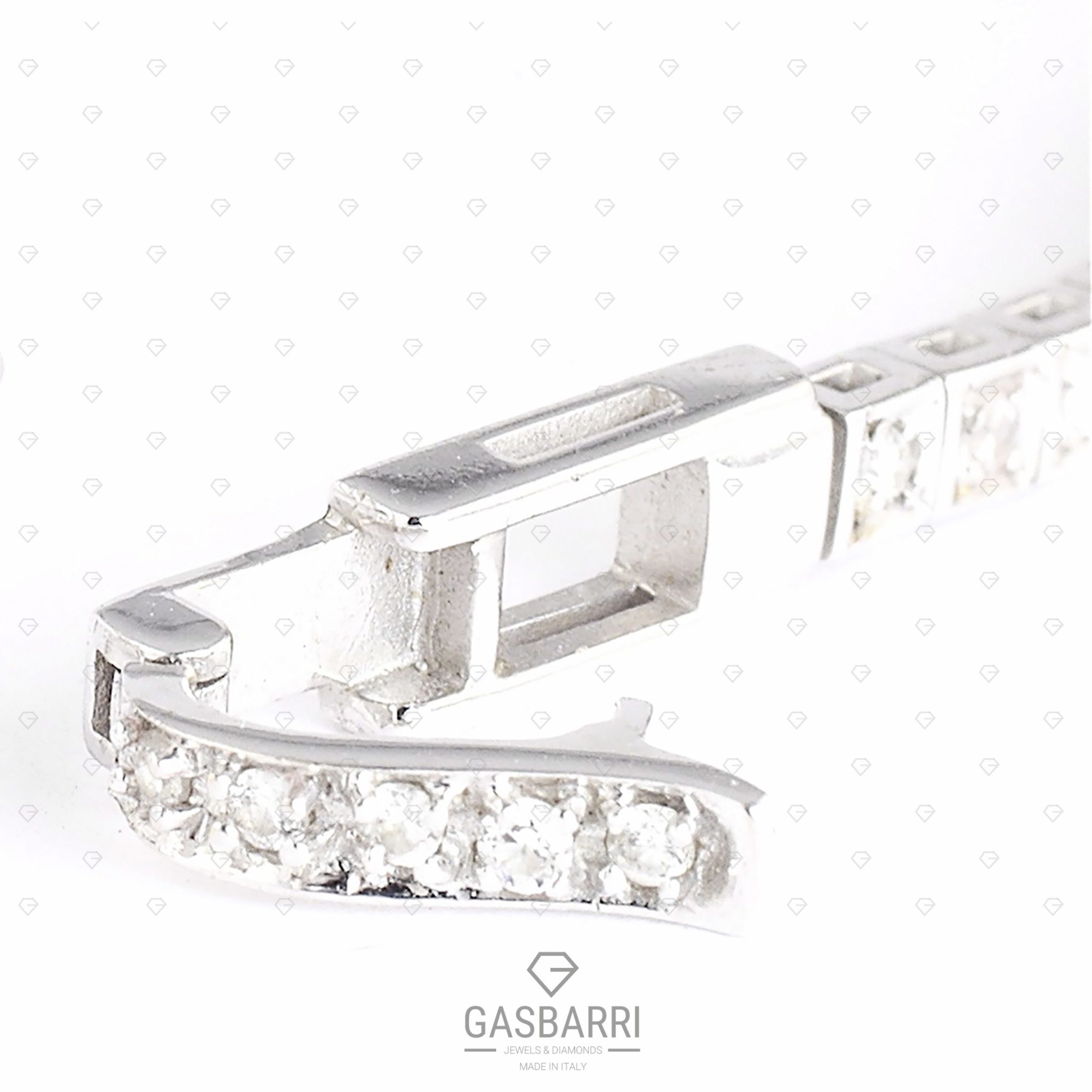 bracciale-tennis-a-cuore-di-3-carati-7