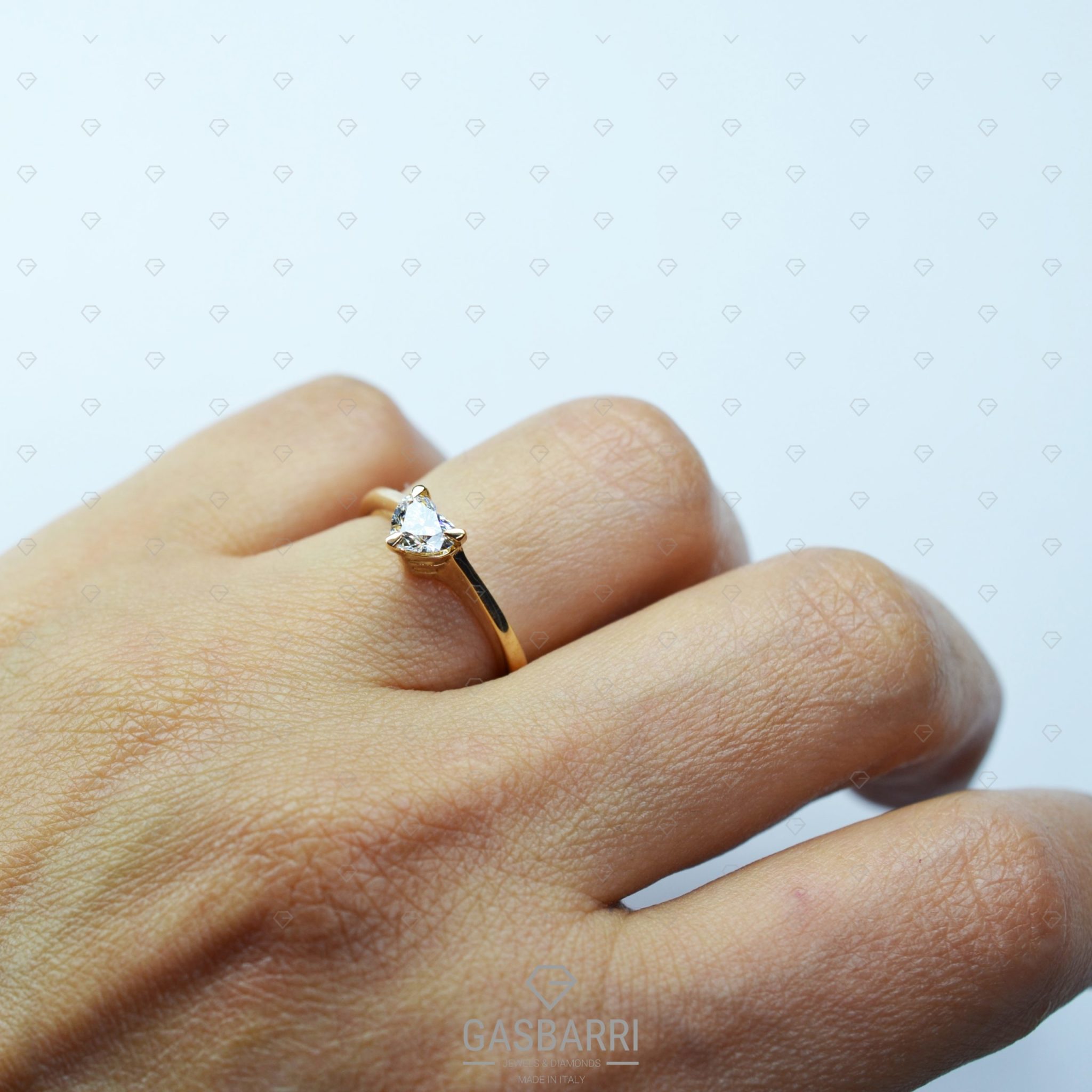 diamante-a-cuore-su-oro-giallo-10