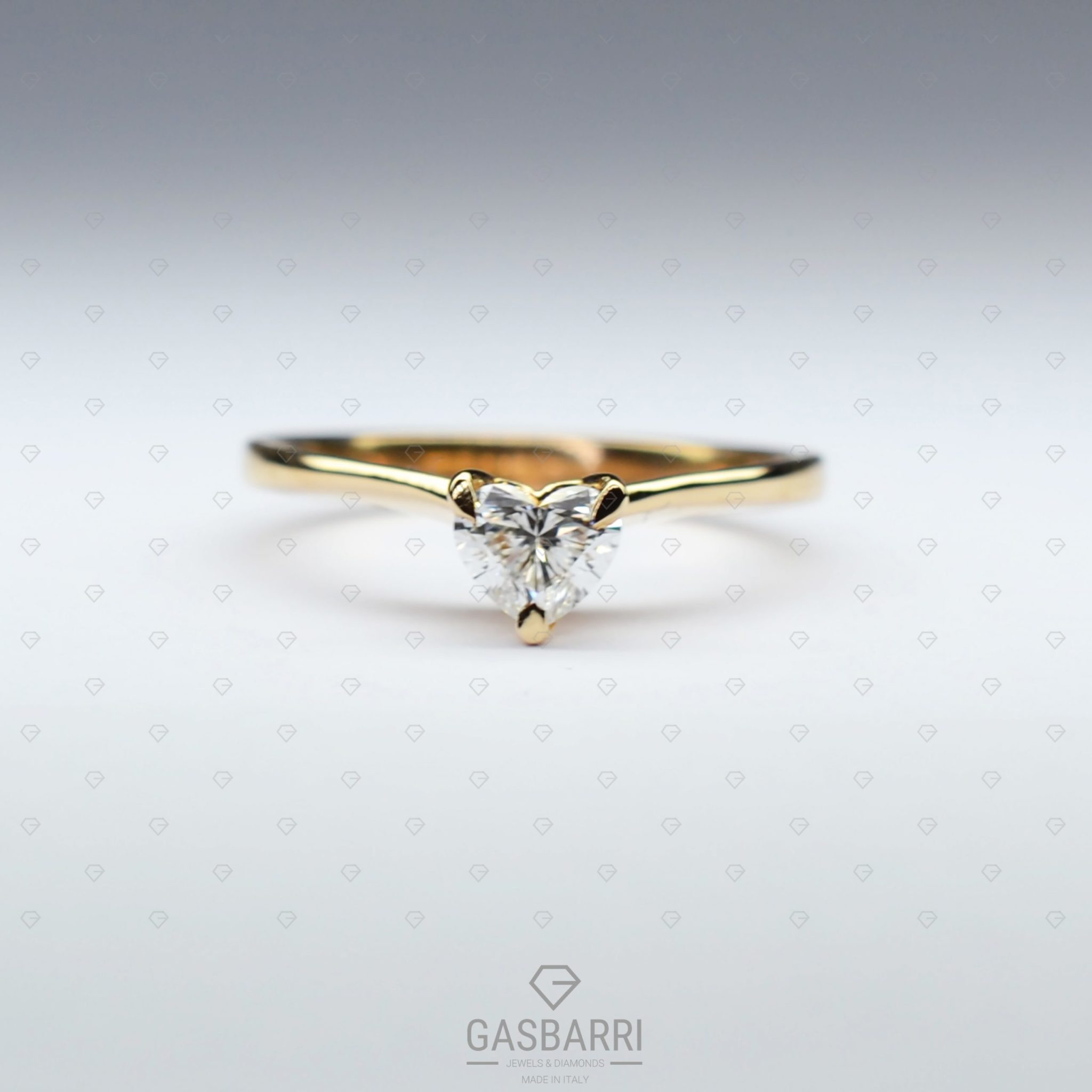 diamante-a-cuore-su-oro-giallo-2