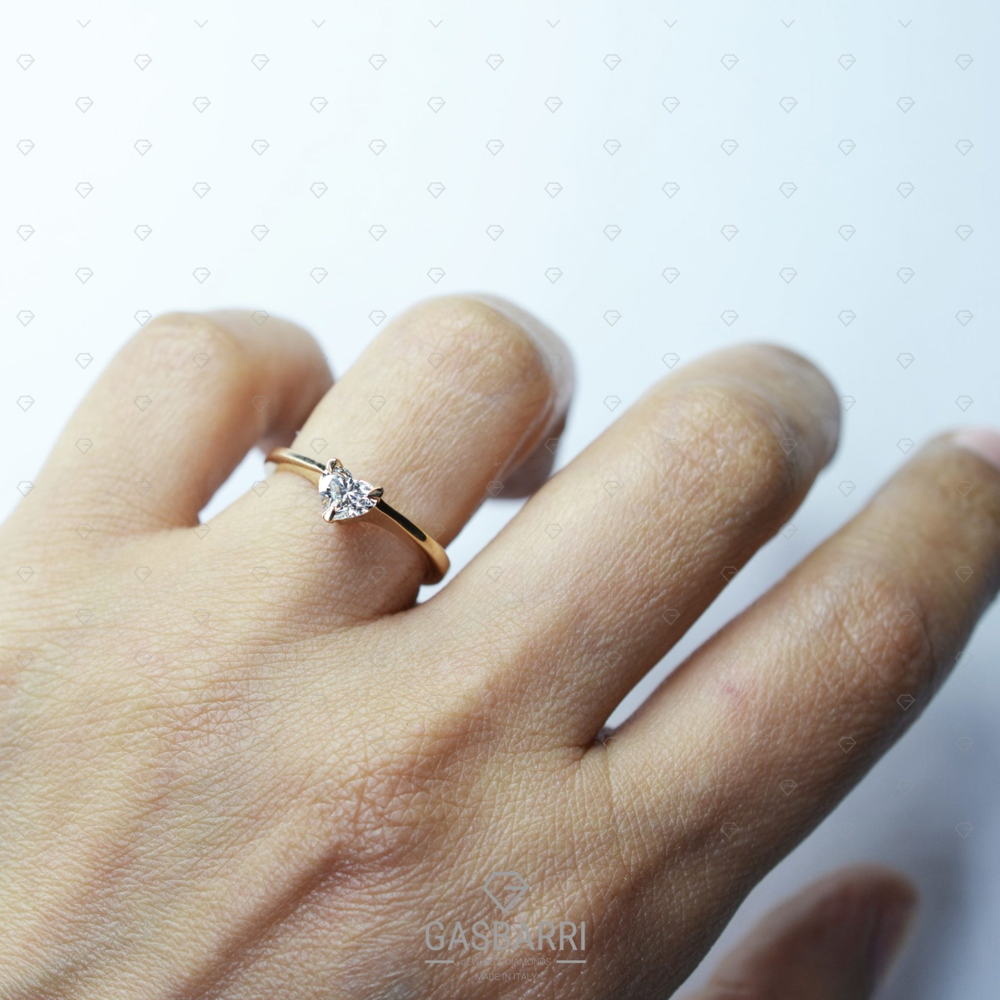 diamante-a-cuore-su-oro-giallo-7