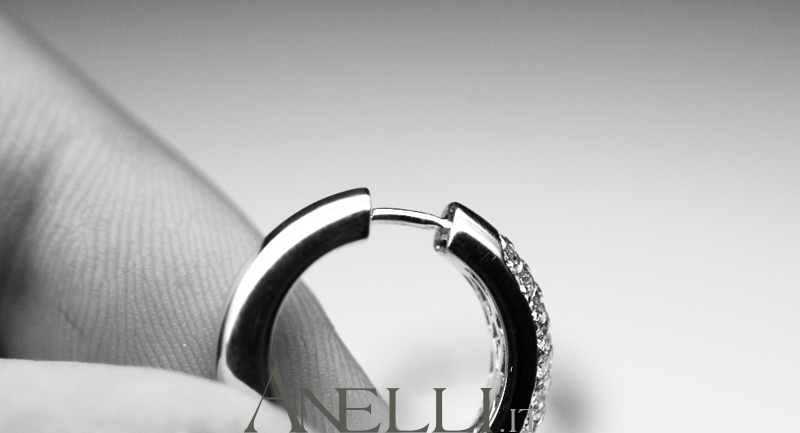 orecchini-a-cerchio-con-pave-di-diamanti-3