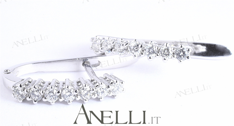 orecchini-classici-con-diamanti-1