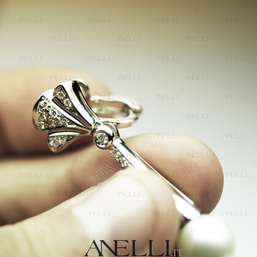 orecchini-pendenti-con-perle-naturali-e-diamanti-10