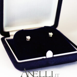 orecchini-punto-luce-di-diamanti-0-30-carati-f-vvs1-3_1