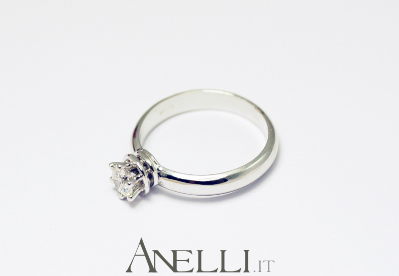 solitario-con-diamante-0-40-carati-colore-f-purezza-vvs1-11_1