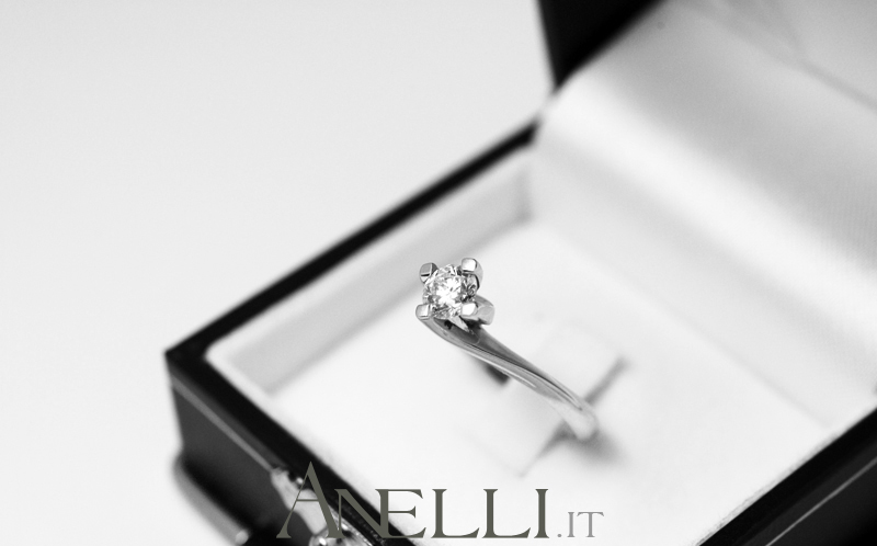 solitario-con-diamante-0-40-carati-g-vs1-6_2