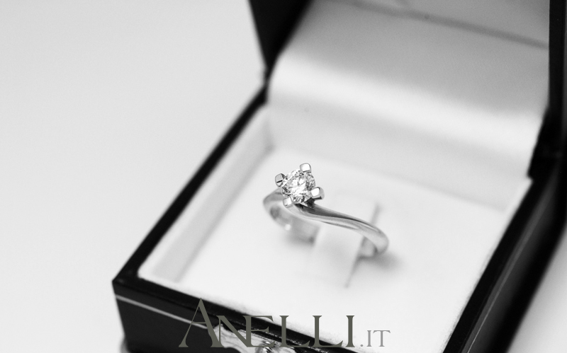 solitario-con-diamante-0-40-carati-g-vs1-7_2
