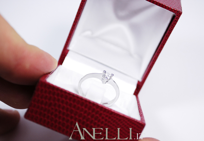 solitario-con-diamante-da-0-30-carati-f-vvs1-10