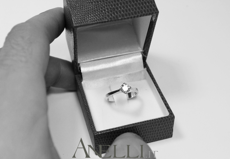 solitario-con-diamante-da-0-70-carati-colore-d-purezza-vs1-7