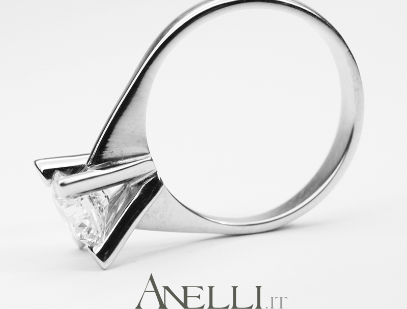solitario-con-diamante-da-un-carato24