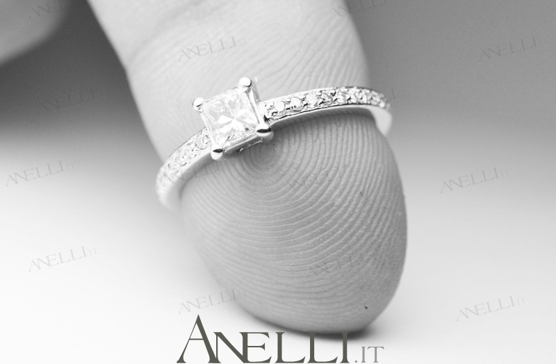 solitario-con-diamante-princess-0-40-carati-f-if-3