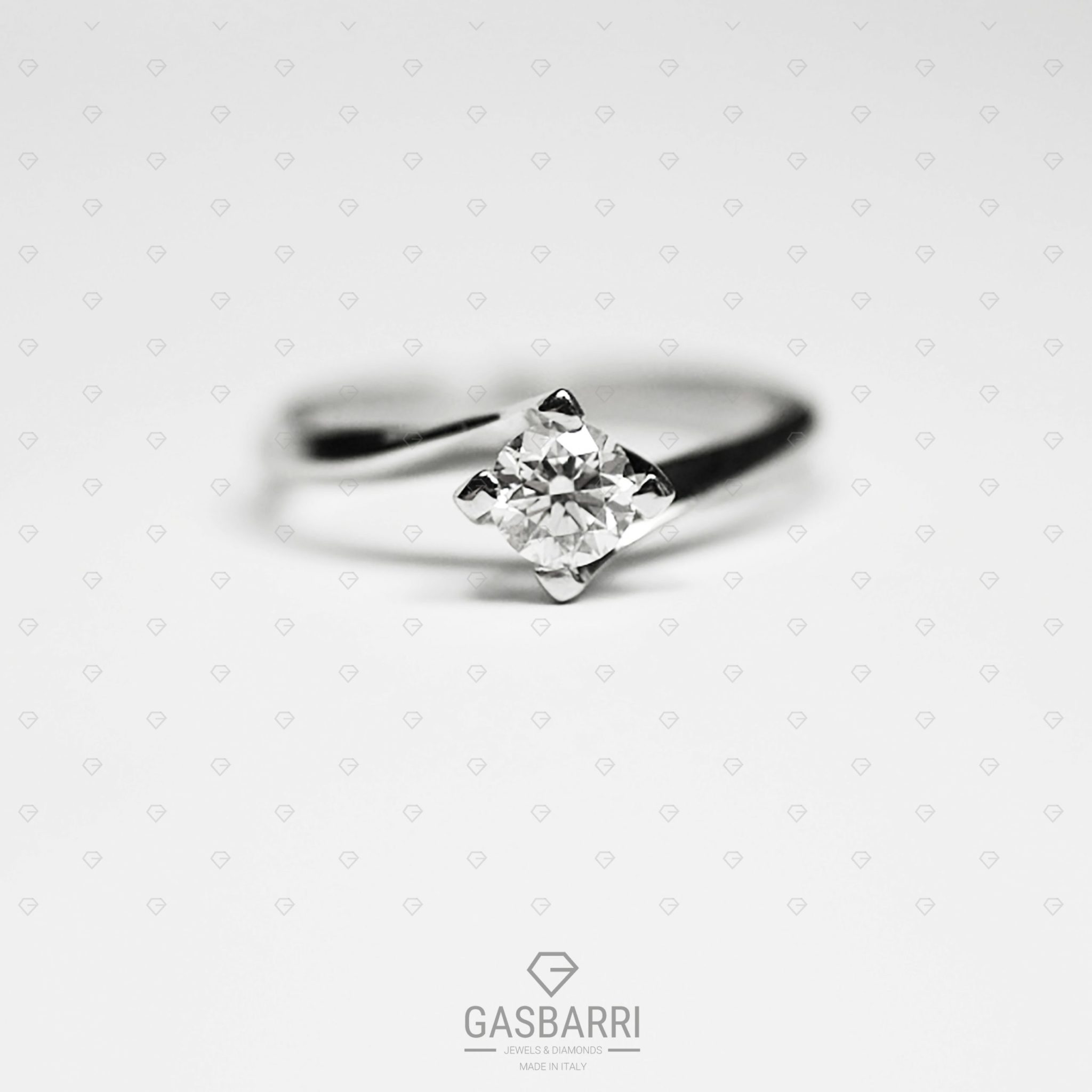 solitario-in-oro-con-diamante-0-60-ct-d-if-1