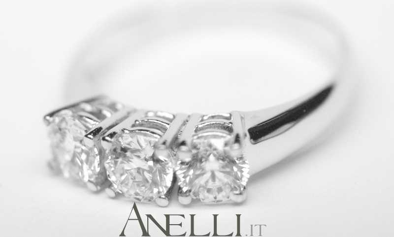trilogy-3-diamanti-da-0-50-carati-colore-d-purezza-if-0