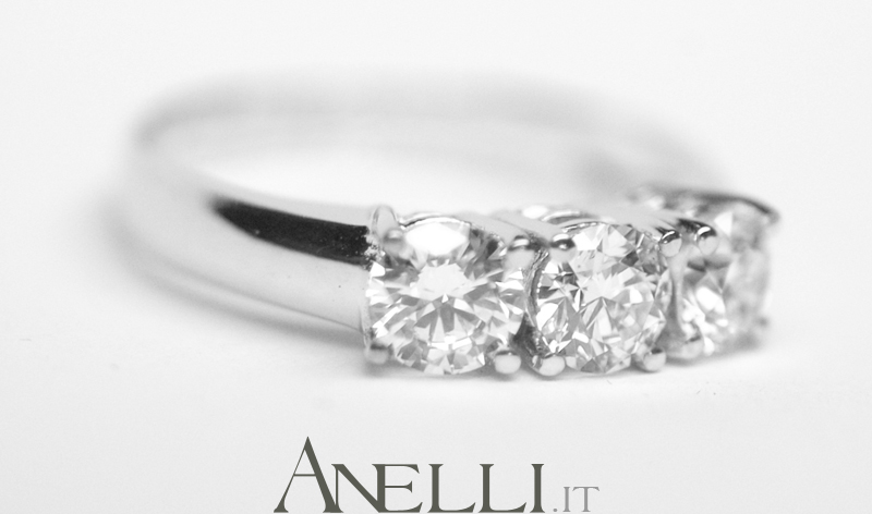 trilogy-3-diamanti-da-0-50-carati-colore-d-purezza-if-7