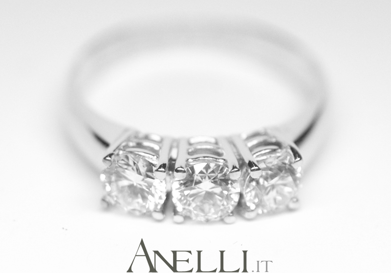 trilogy-3-diamanti-da-0-50-carati-colore-d-purezza-if-8