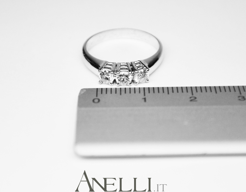 trilogy-diamanti-0-54-carati-colore-d-purezza-if-1